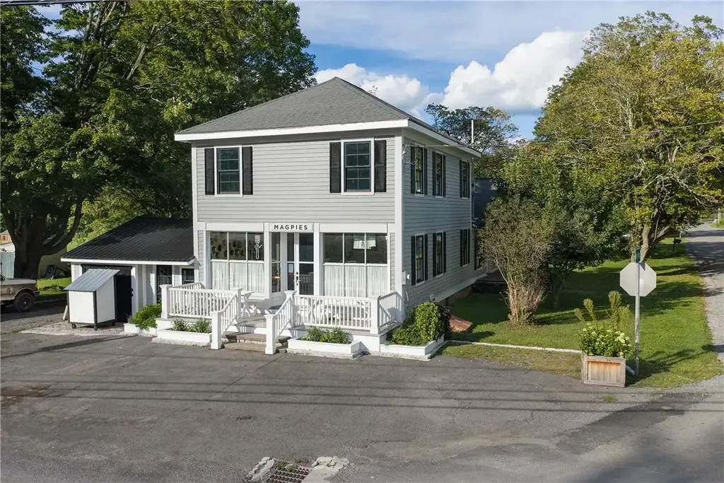 1051 Back River Road, Hamden