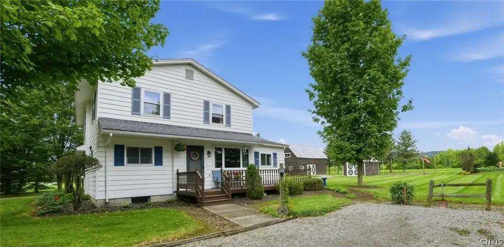 102 Eaton Street, Eaton