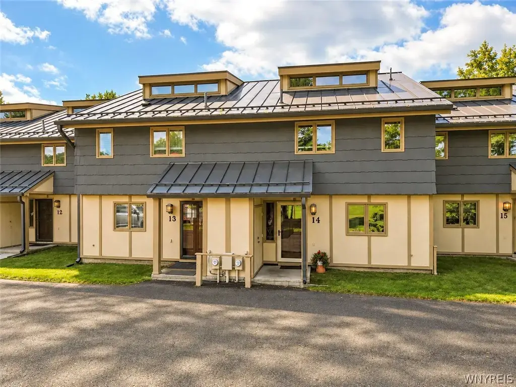 14 Alpine Meadows, Ellicottville