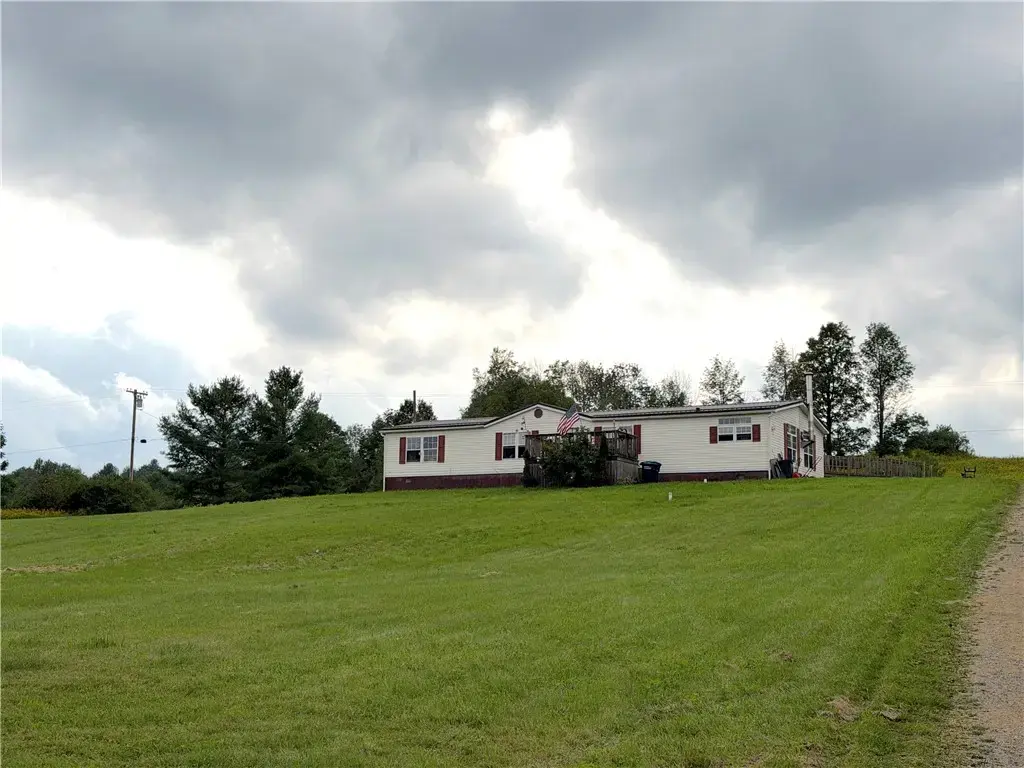 6795 Abbott Road, Lyndon