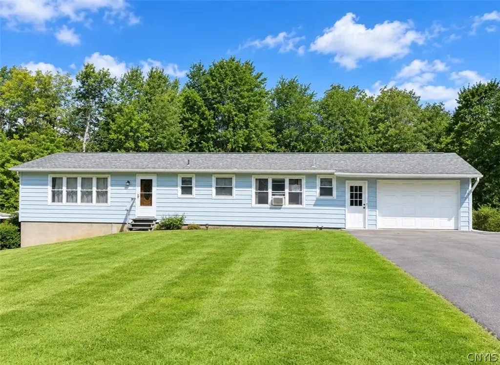 2719 Lamson Road, Lysander