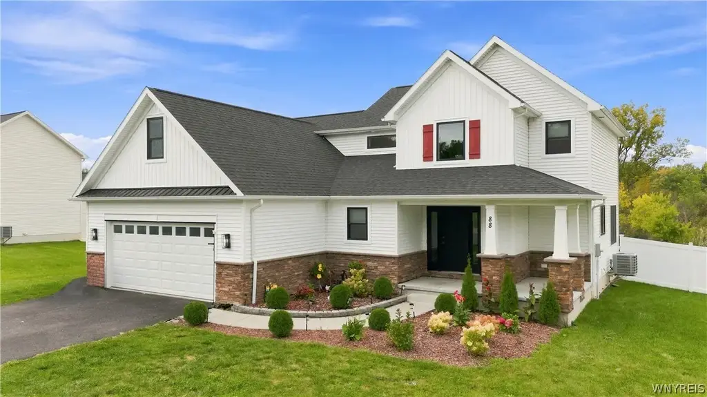 88 Two Rod Road, Alden