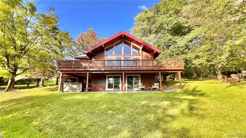6862 Niles Road, Ellicottville