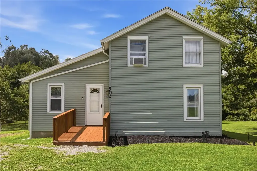 502 Middle Road, Caledonia