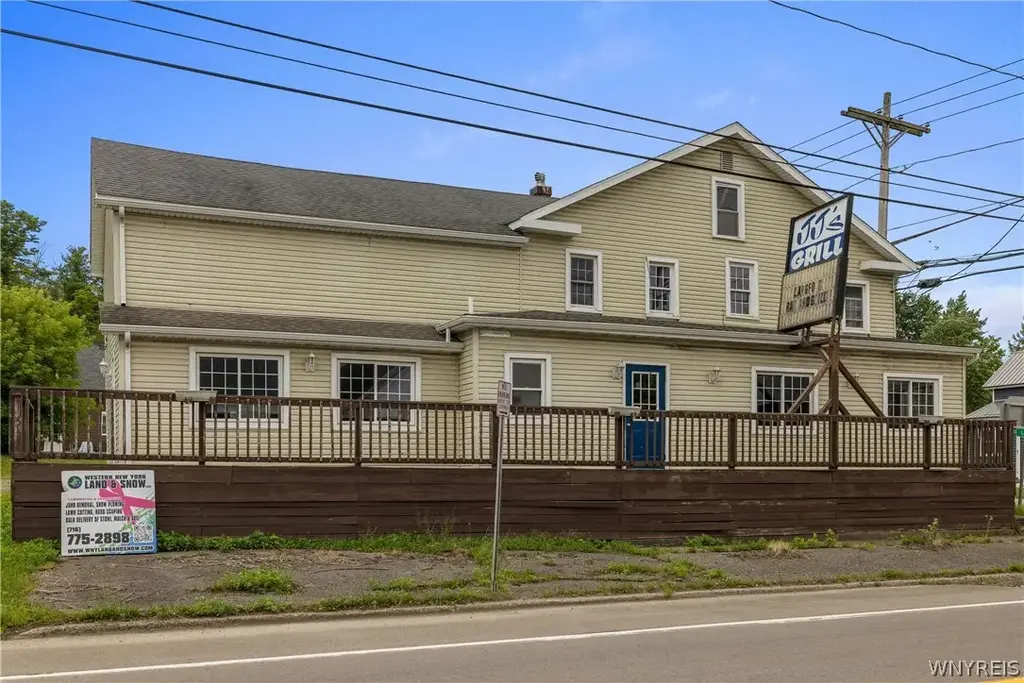 10806 Sisson Highway, North Collins