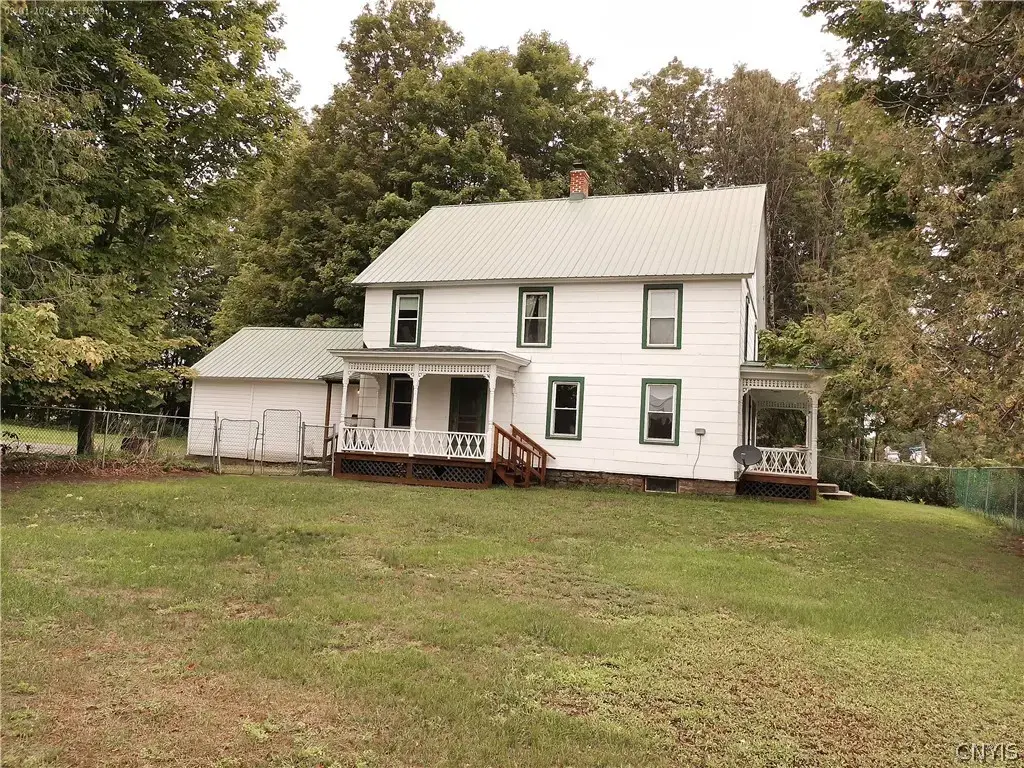 10635 Hinman Road E, Trenton