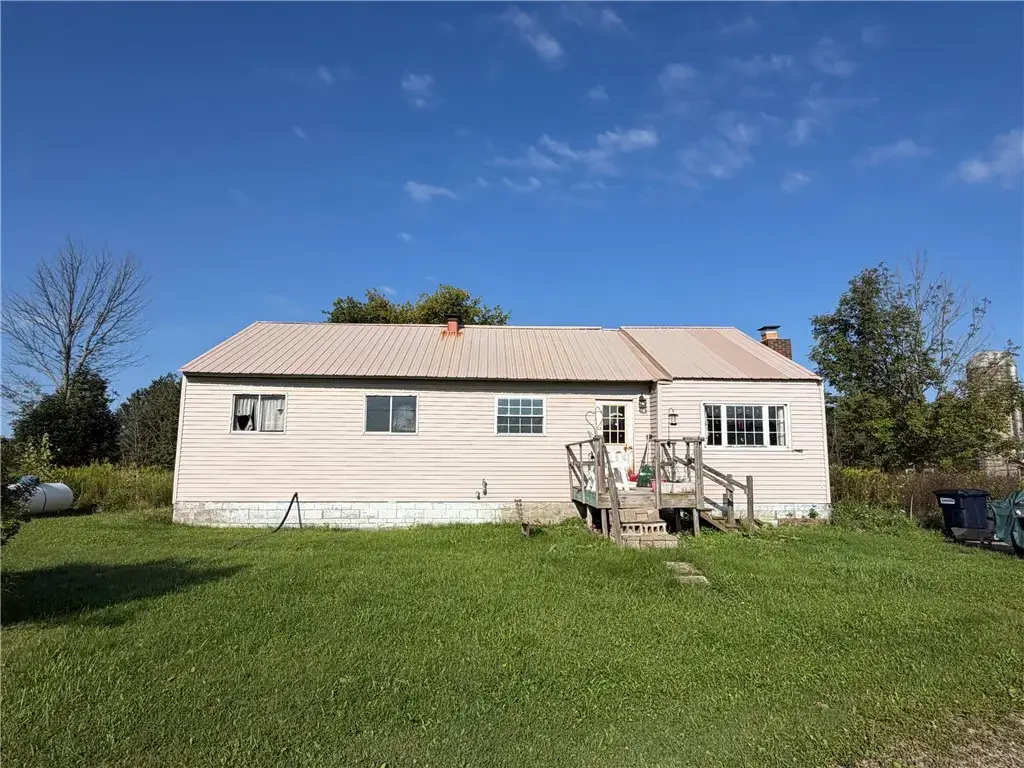 1721 Bush Road, French Creek