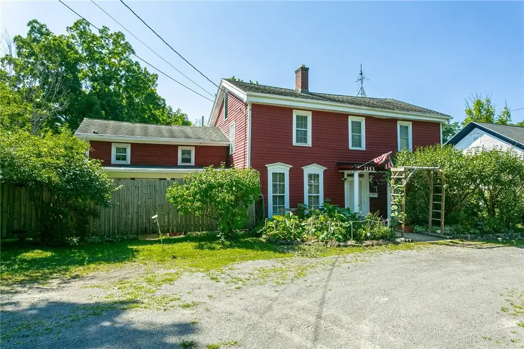 2153 Five Mile Line Road, Penfield