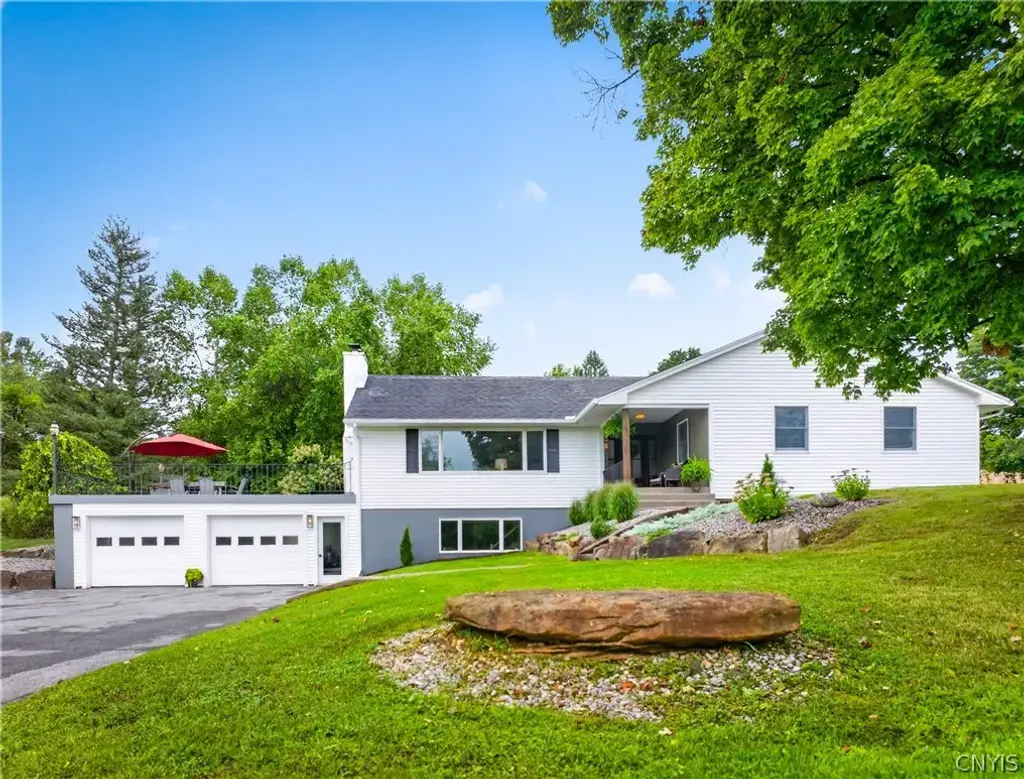 7829 Humphrey Road, Whitestown