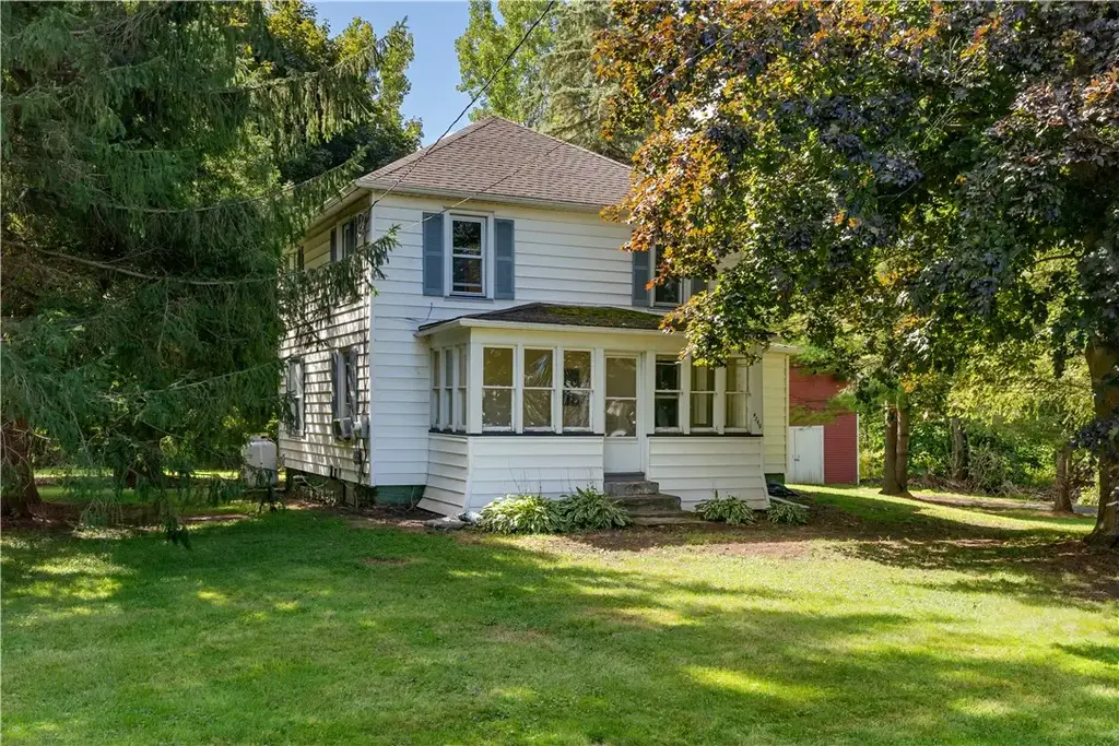 4749 Herendeen Road, Farmington