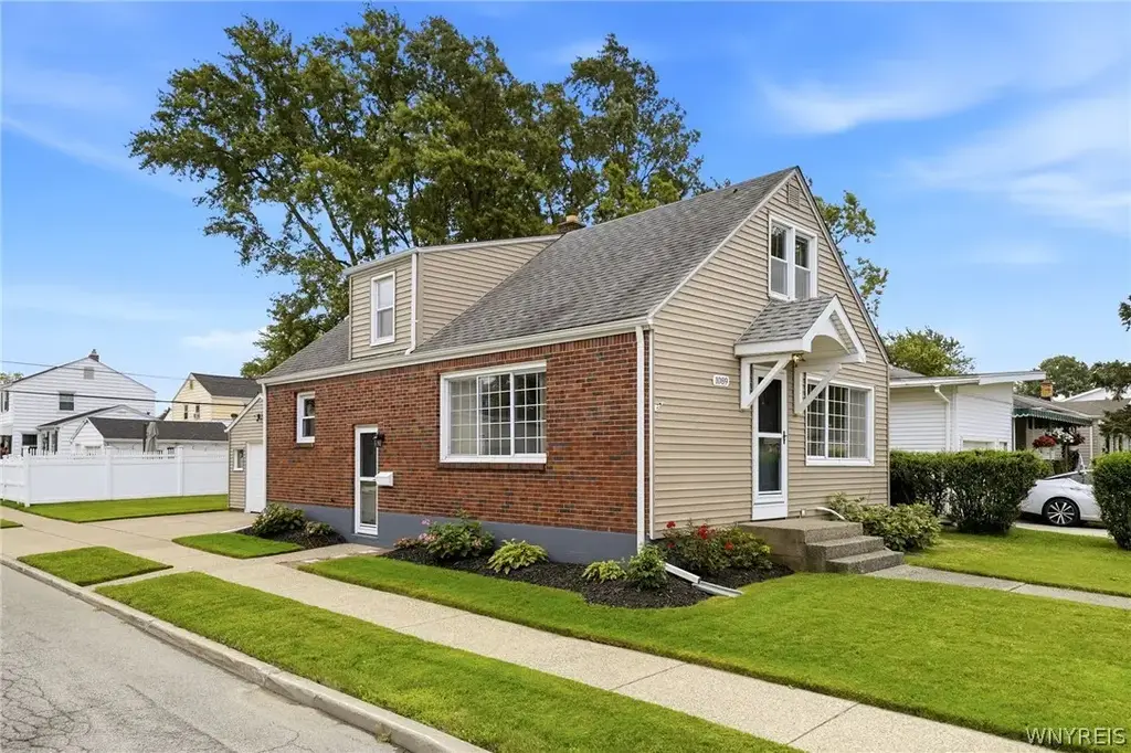 1089 Parker Boulevard, Tonawanda