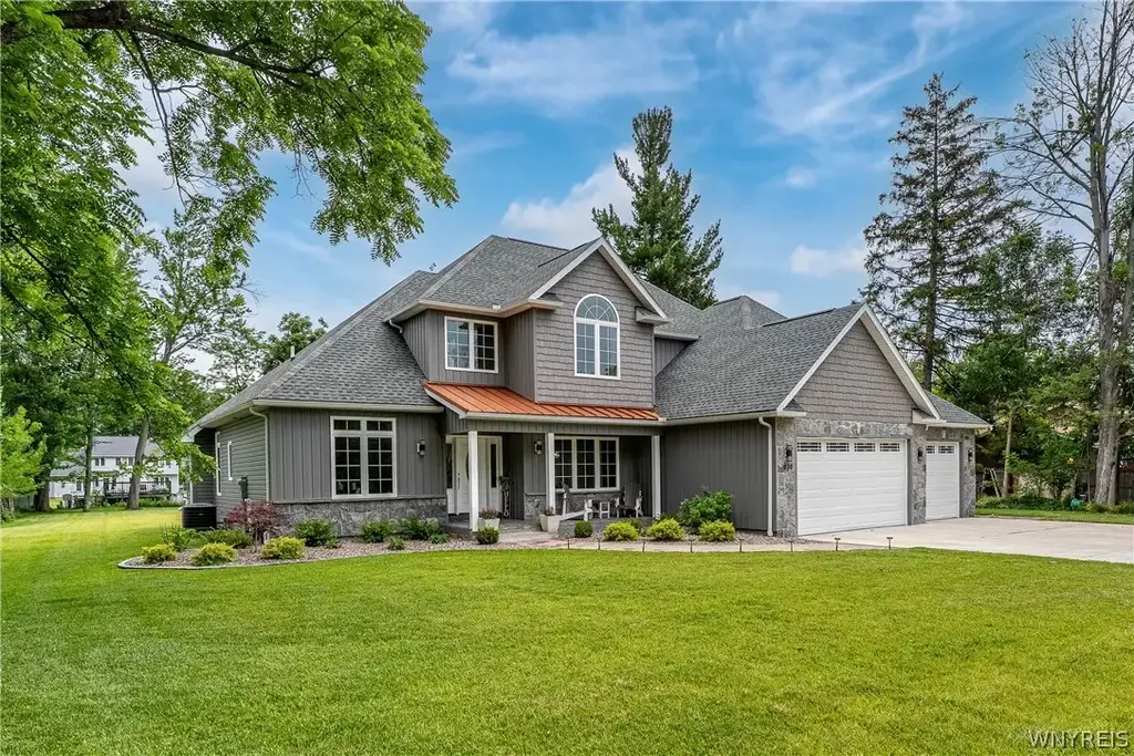 924 Klein Road, Amherst