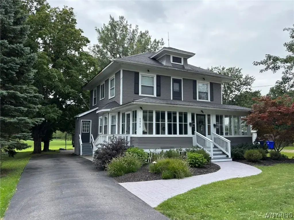 6292 Boston State Road, Hamburg