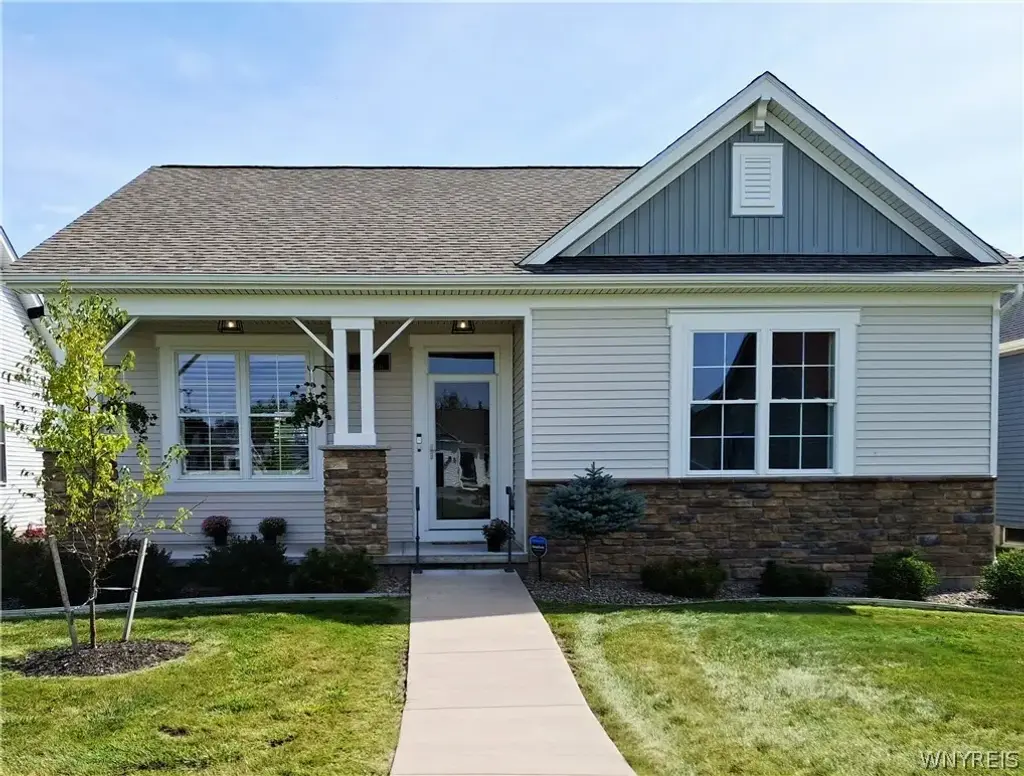 113 Thompson Lane, Canandaigua City