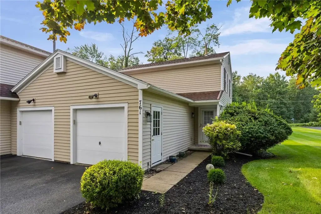 761 Megan Lane, Webster