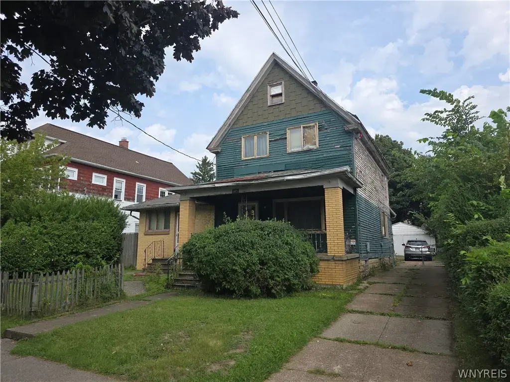 145 N Ogden Street, Buffalo
