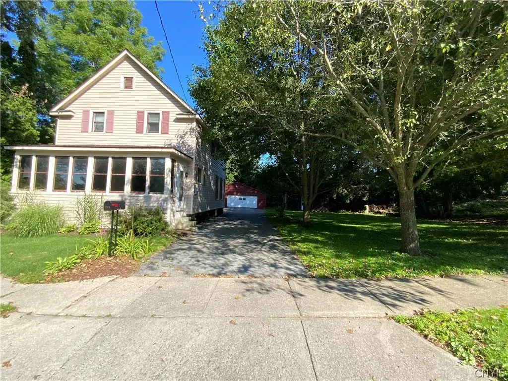 348 N Indiana Avenue, Watertown City