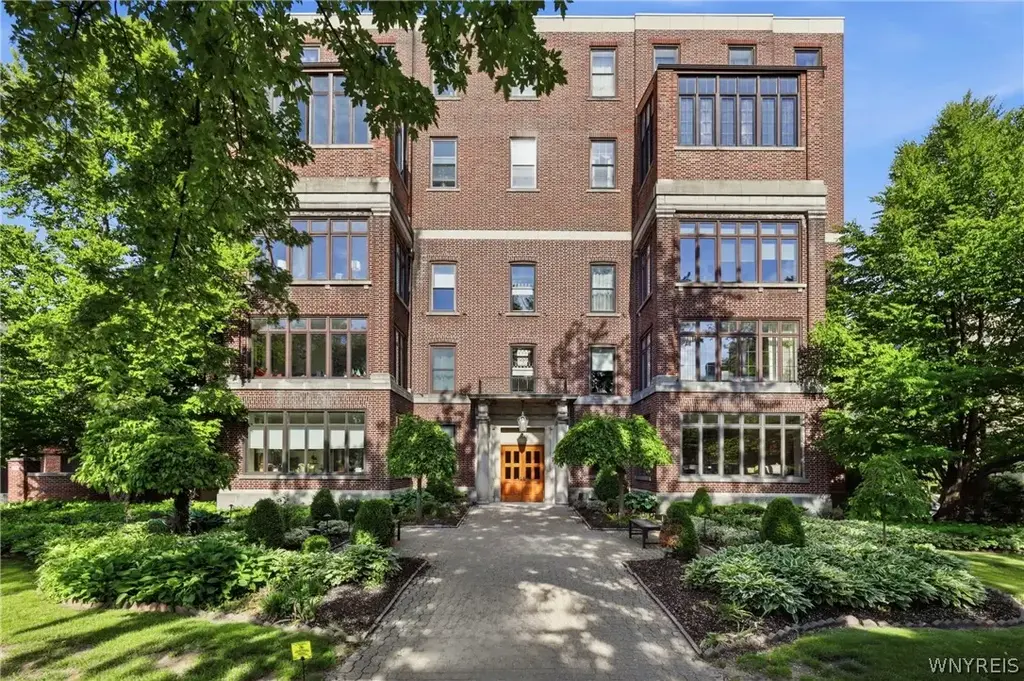 900 Delaware Avenue # 203, Buffalo
