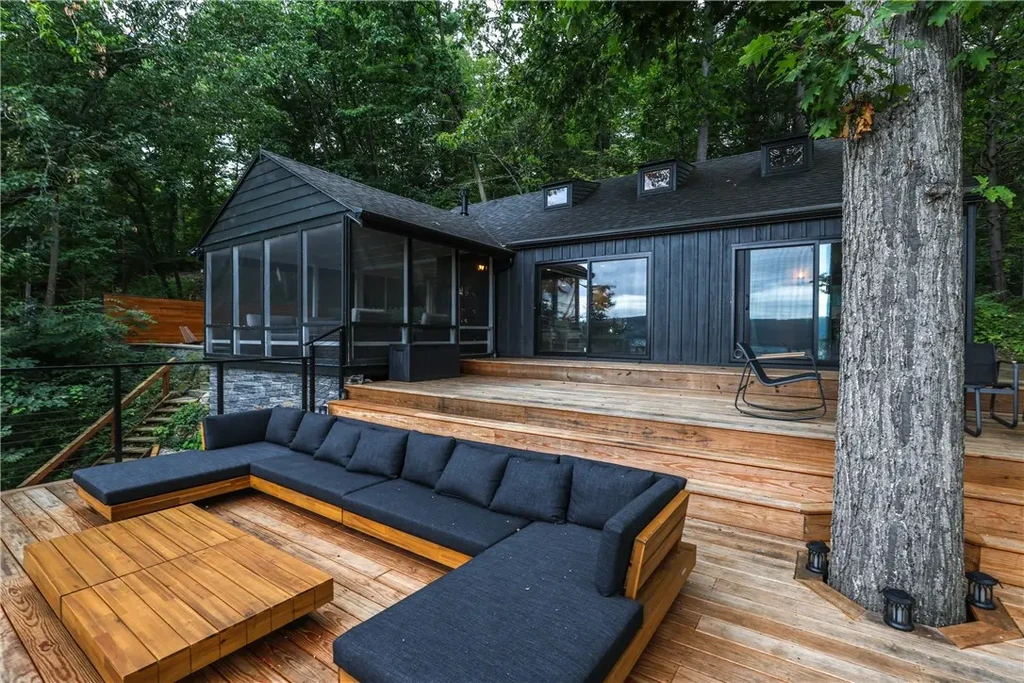11 Maplewood Road, Ulysses