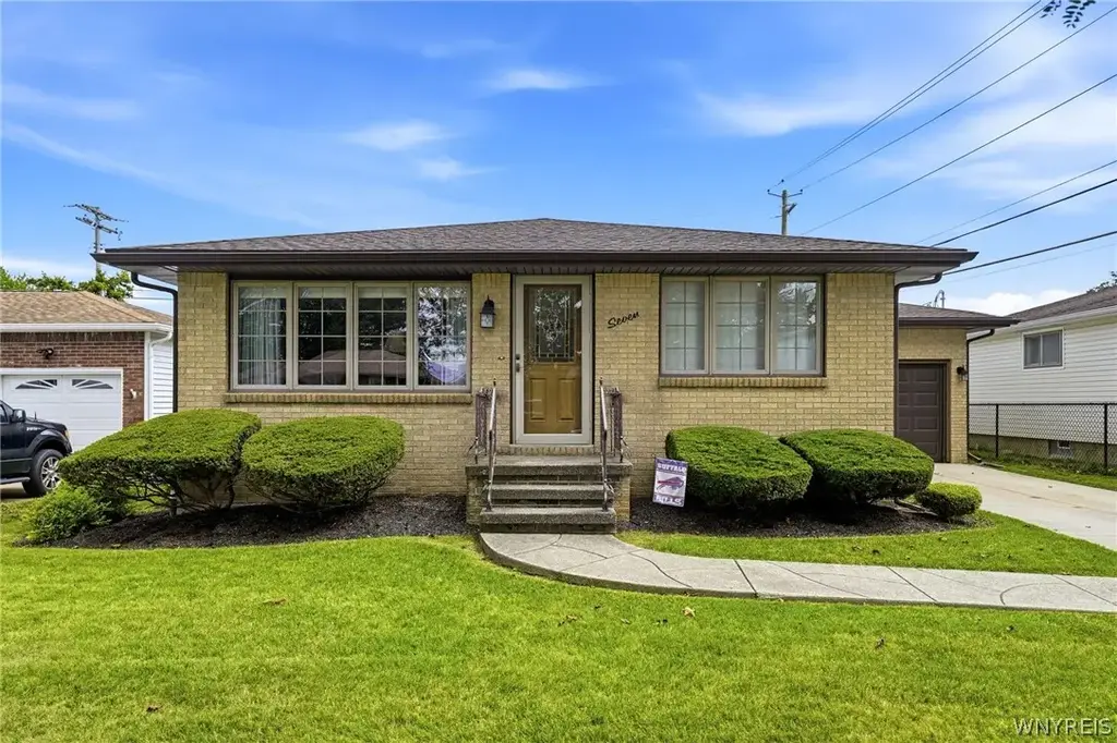 7 Penwood Drive, Cheektowaga