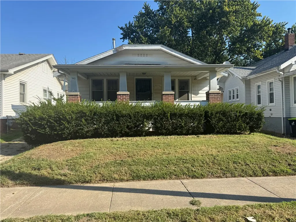 742 W Center Street, Decatur