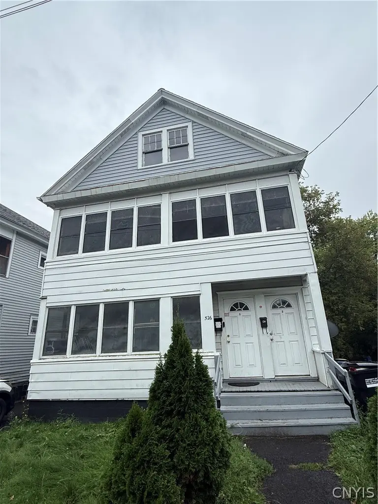 Photo of Listing #S1713144