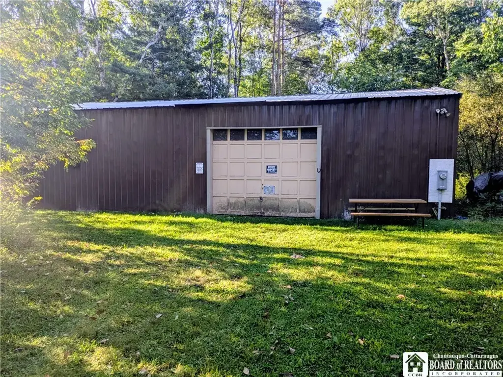 4193 Northrup Road, Busti
