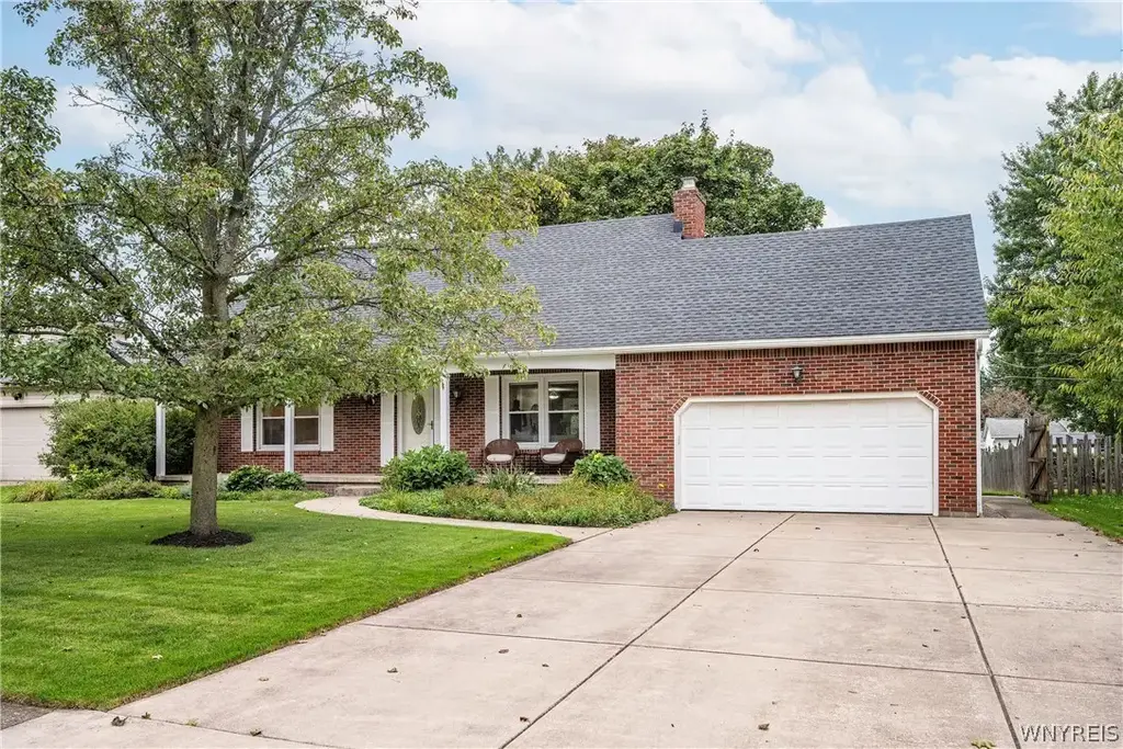 99 Patton Place, Amherst
