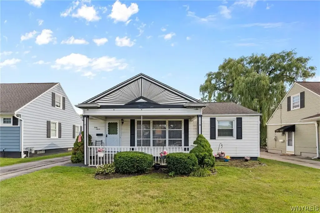 47 Warburton Place, Tonawanda