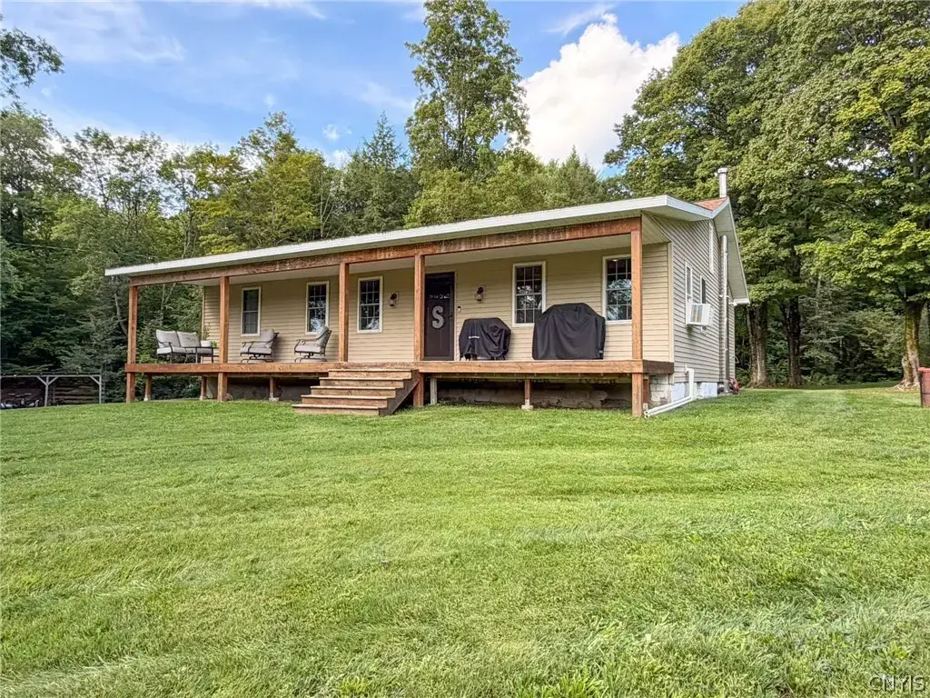 8665 E Floyd Road, Floyd