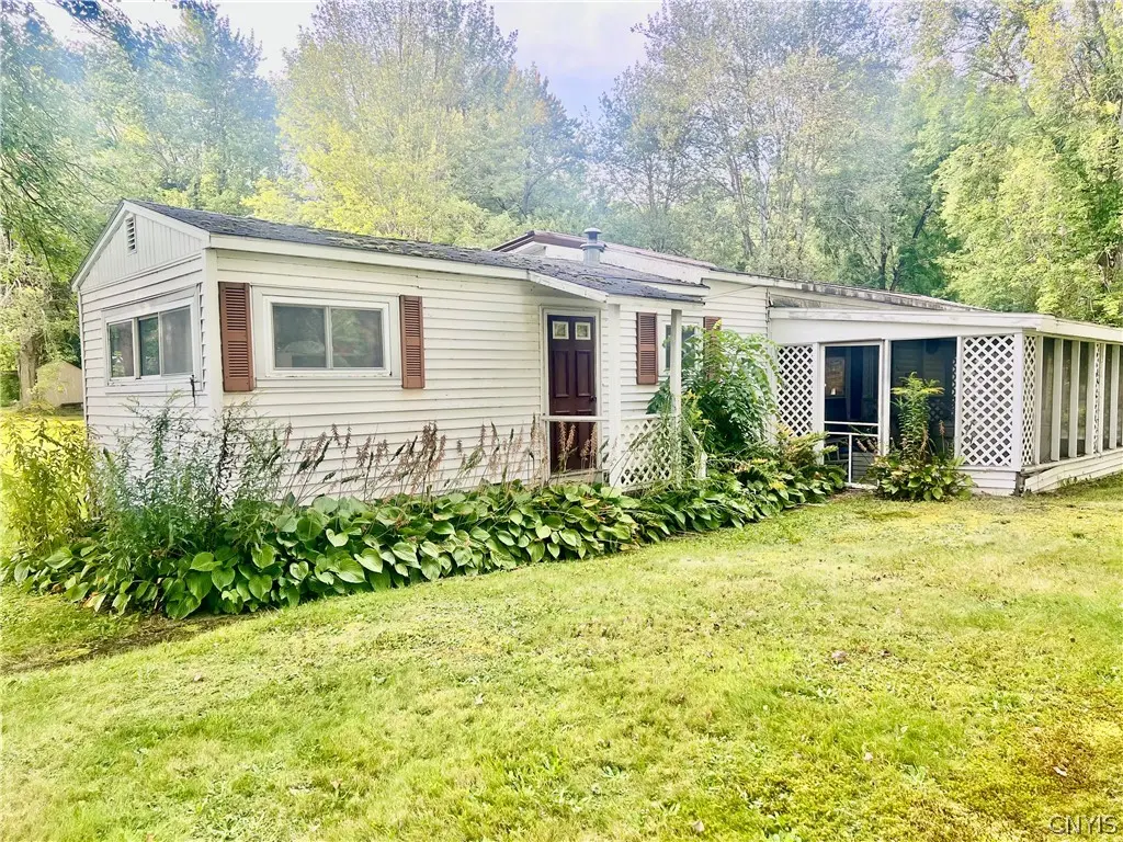 Photo of Listing #S1713114