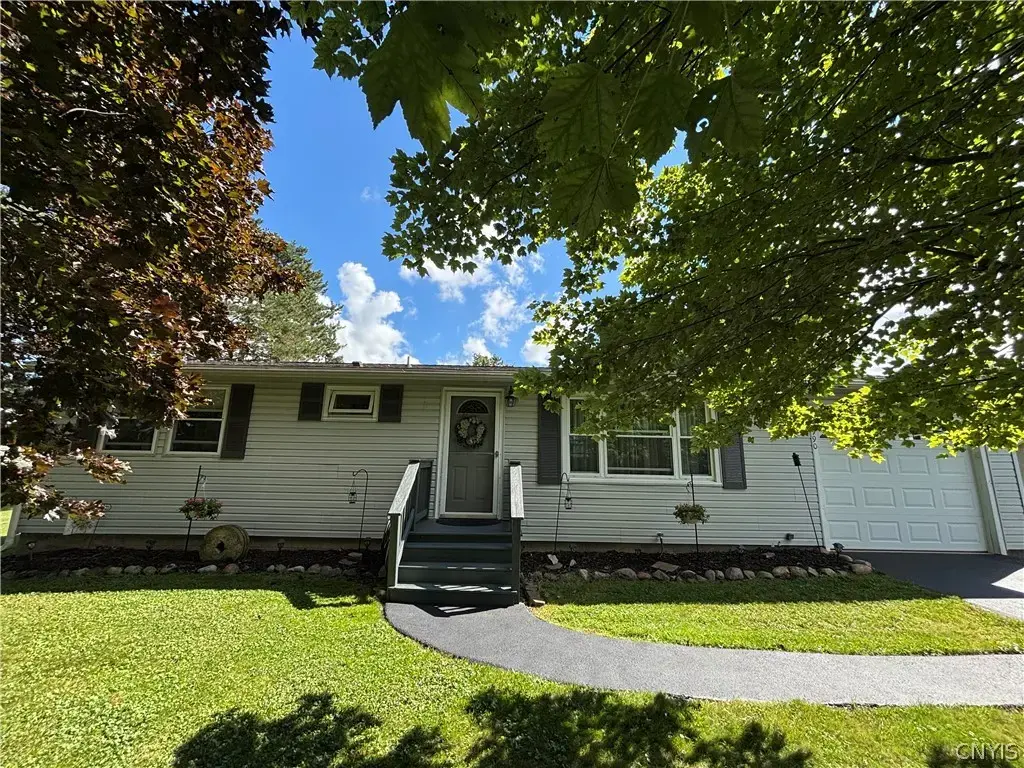 6990 N Division Street Road, Throop