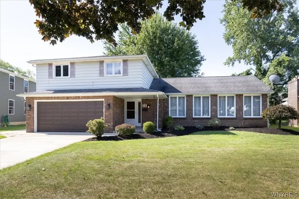 31 Lorna Lane, Tonawanda