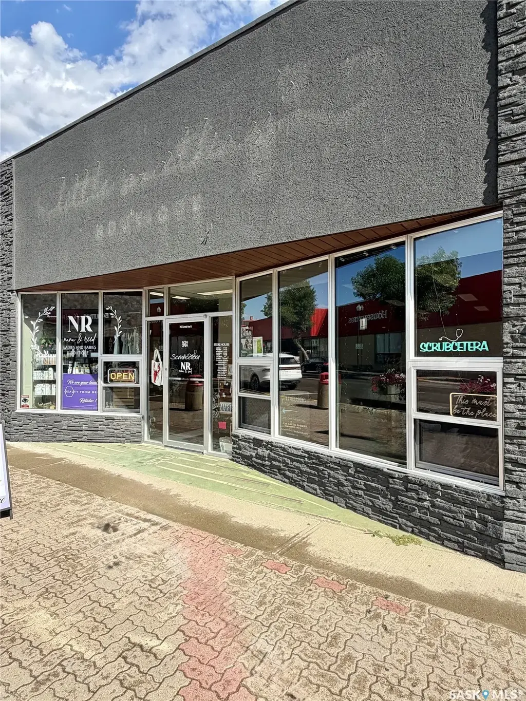 141 Central Avenue N, Swift Current