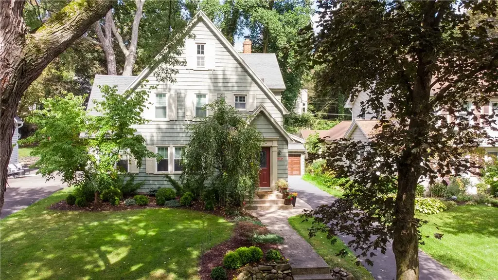 32 Castlebar Rd, Rochester
