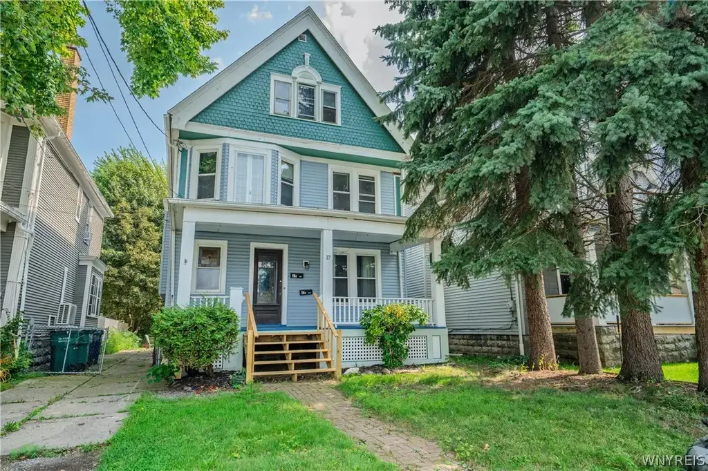 17 Indian Church Road, Buffalo