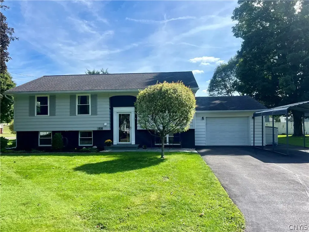 838 N Lamont, Cortland