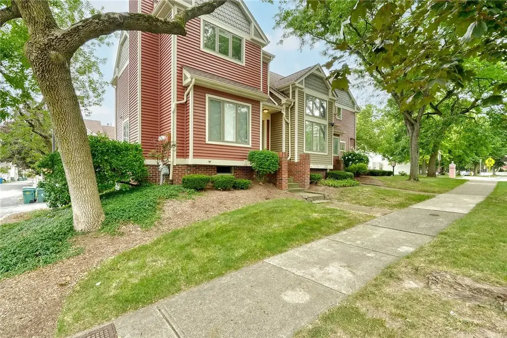 43 Adams Street, Rochester