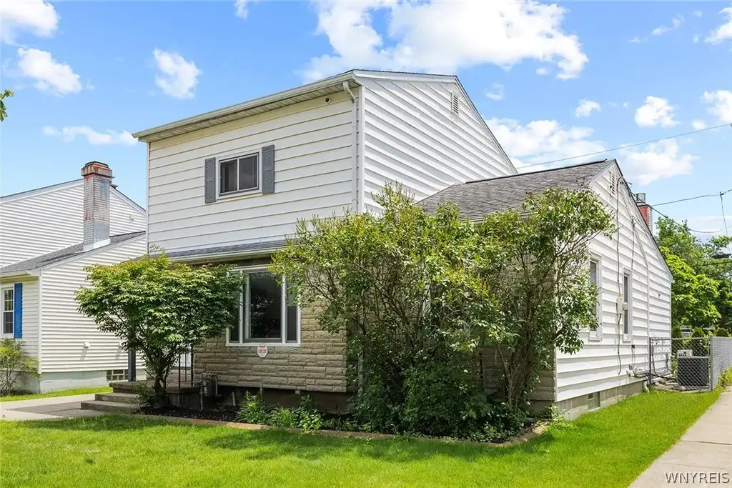 194 Hoover Avenue, Tonawanda