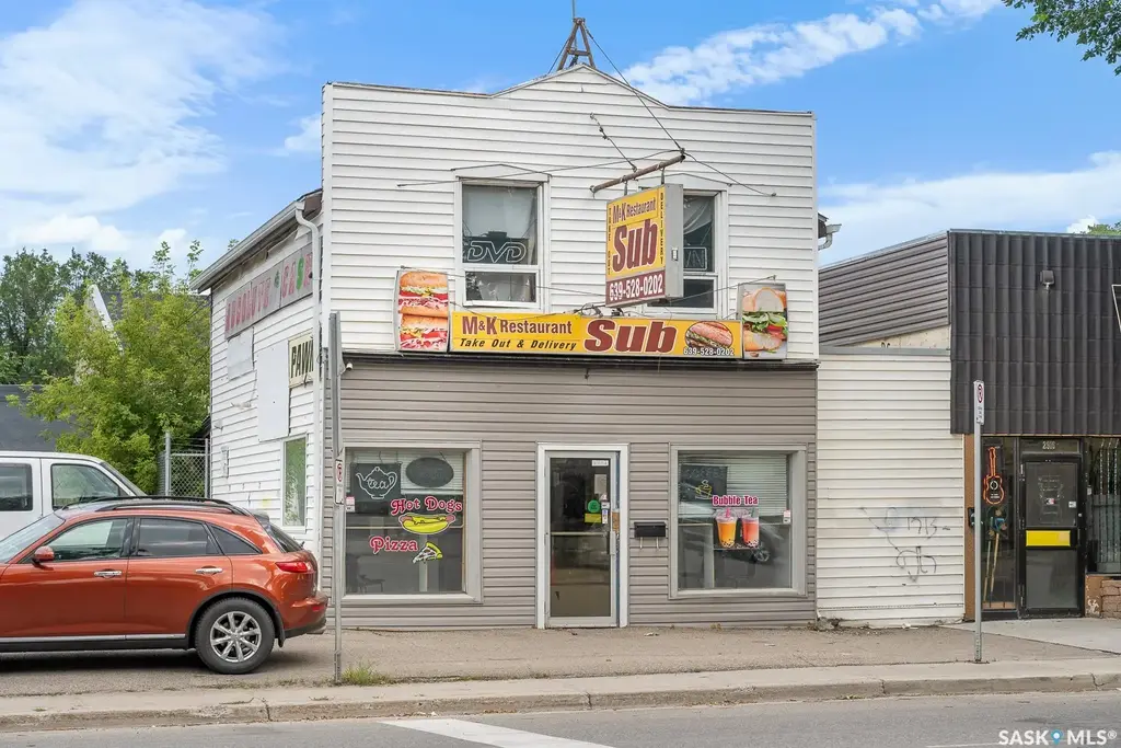 2924 Dewdney Avenue, Regina