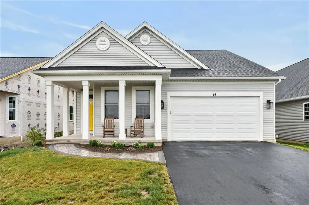 65 Thompson Lane, Canandaigua City