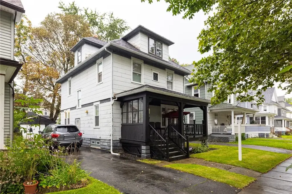 190 Hazelwood, Rochester