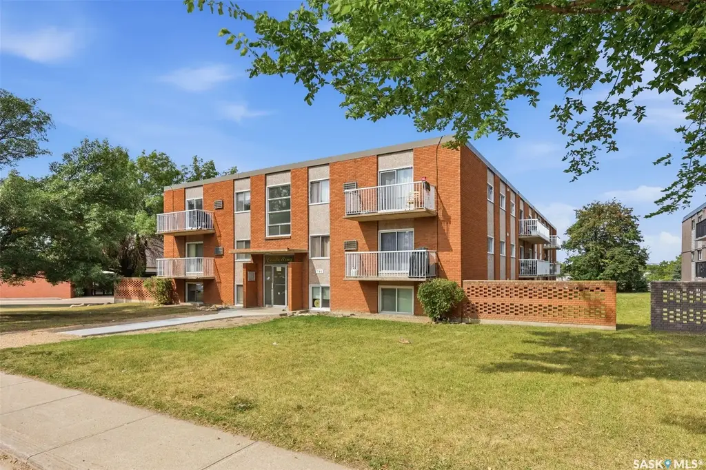 106 104th Street E 21, Saskatoon