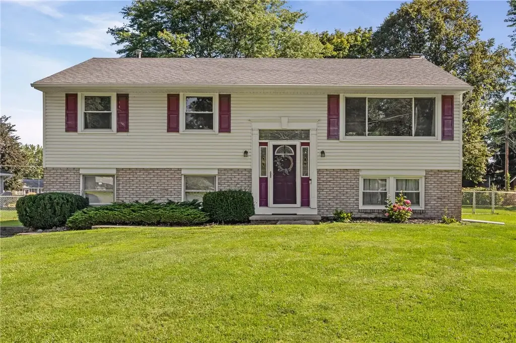 126 Stallion Circle, Greece