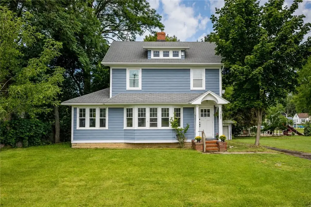 1652 Buffalo Road, Gates