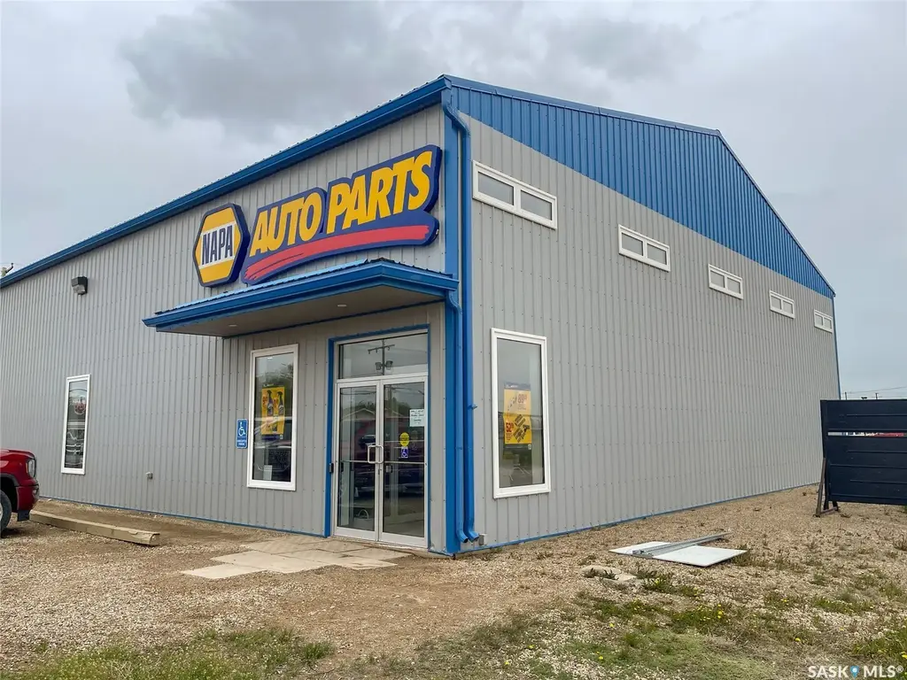 210 1st Avenue W, Watrous