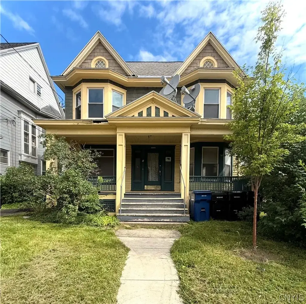 1115 E Genesee Street, Syracuse