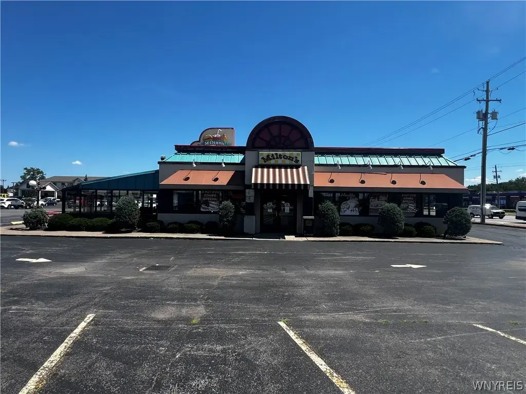 3425 Union Road, Cheektowaga