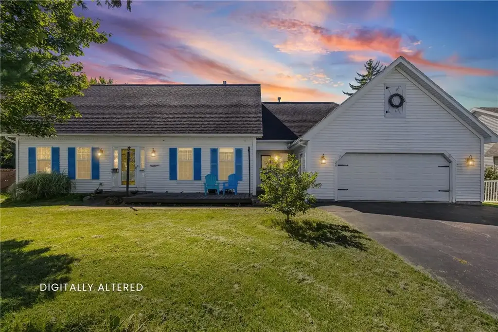 29 Forest Glen Drive, Greece