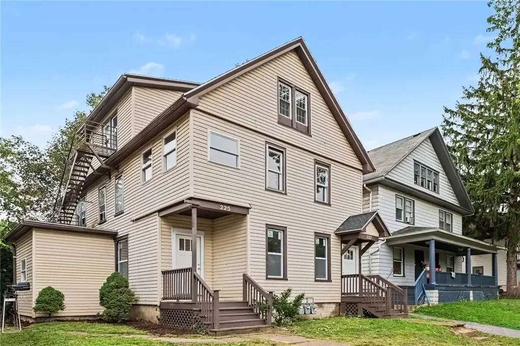 225-227 Ravine Avenue, Rochester